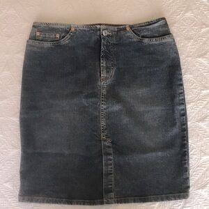Old Navy Blue Jeans Skirt Stretch Size 6
